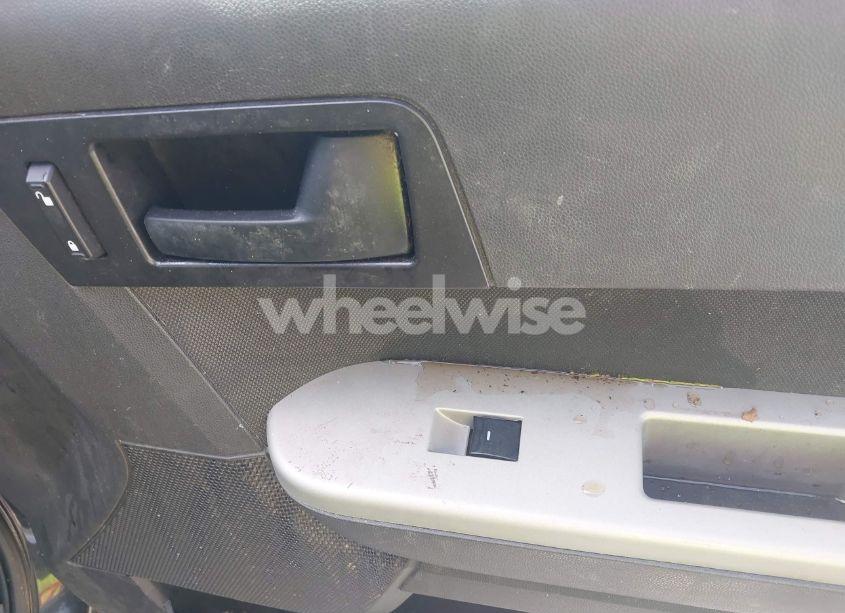 Photo 5 of 2012 Ford Escape XLT (VIN 1FMCU9DG5CKC24530)