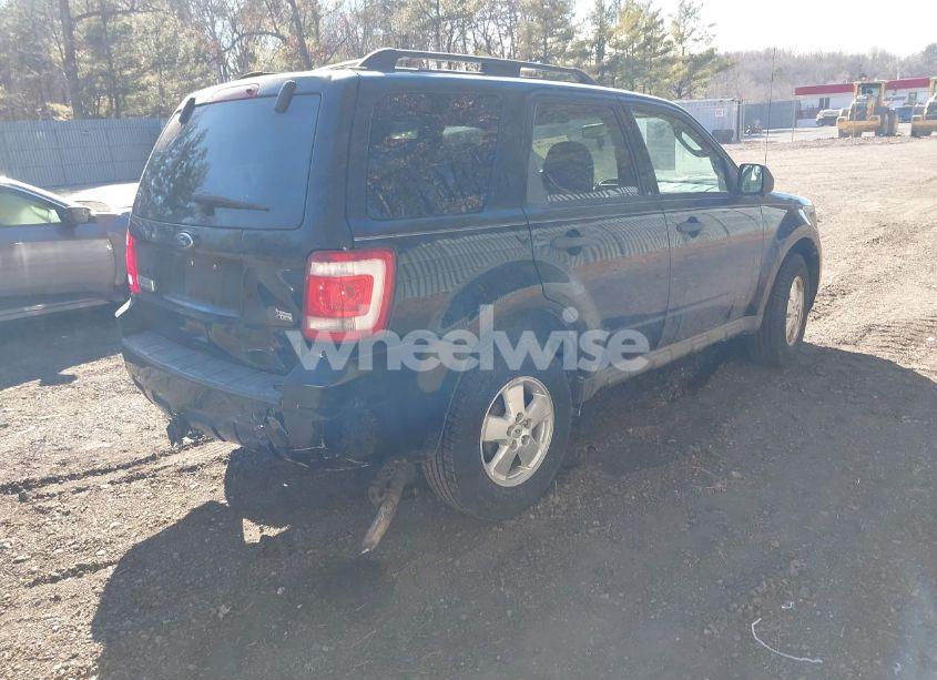 Photo 4 of 2010 Ford Escape XLT (VIN 1FMCU9DG6AKC07183)