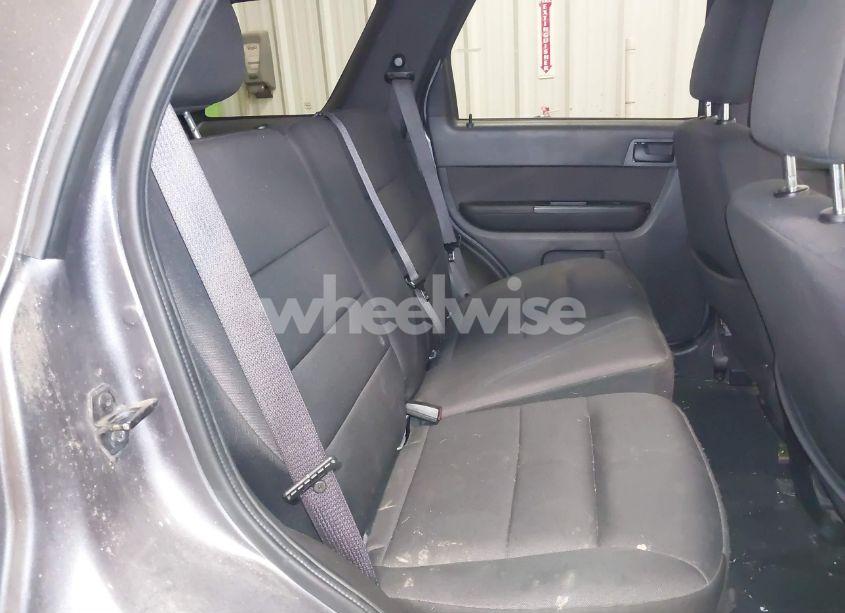 Photo 8 of 2010 Ford Escape XLT (VIN 1FMCU9DG6AKC27952)