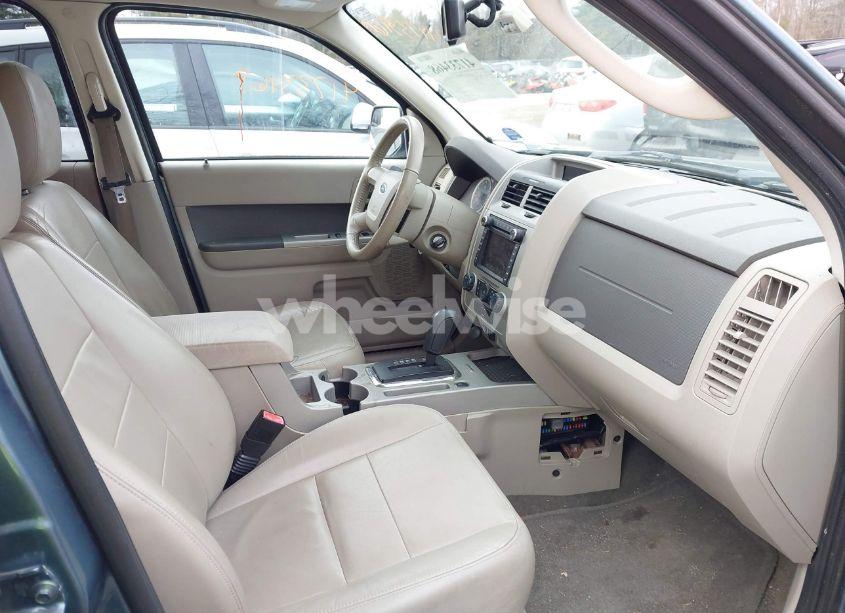 Photo 5 of 2010 Ford Escape XLT (VIN 1FMCU9DG6AKC30608)