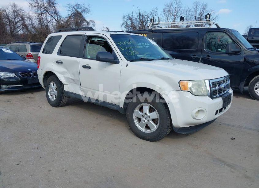 2011 Ford Escape XLT (VIN 1FMCU9DG6BKA78802) main photo