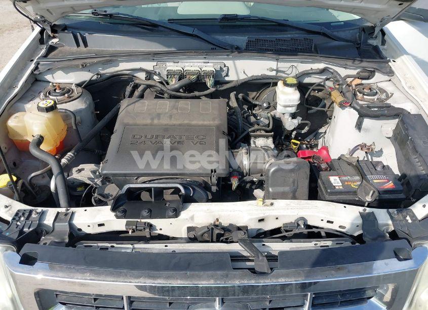 Photo 10 of 2011 Ford Escape XLT (VIN 1FMCU9DG6BKA78802)