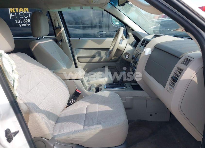 Photo 5 of 2011 Ford Escape XLT (VIN 1FMCU9DG6BKA78802)