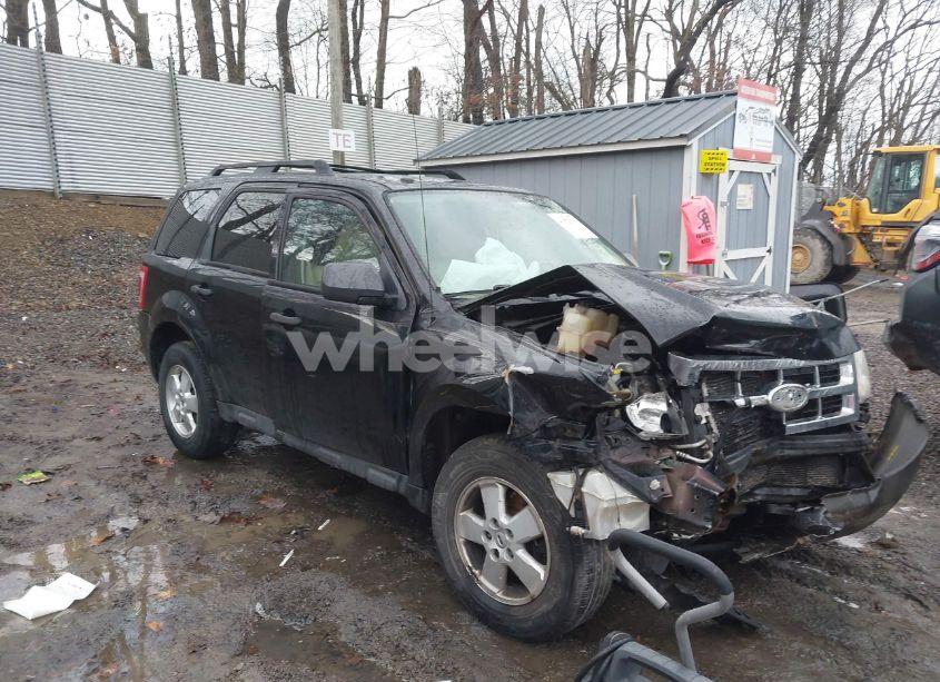 2011 Ford Escape XLT (VIN 1FMCU9DG6BKA99522) main photo