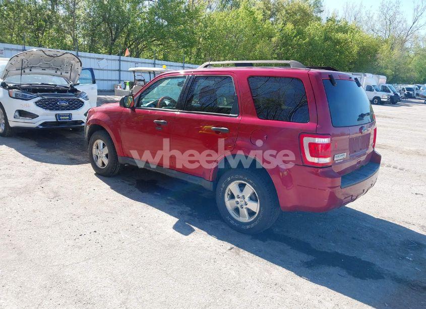 Photo 3 of 2011 Ford Escape XLT (VIN 1FMCU9DG6BKB34611)