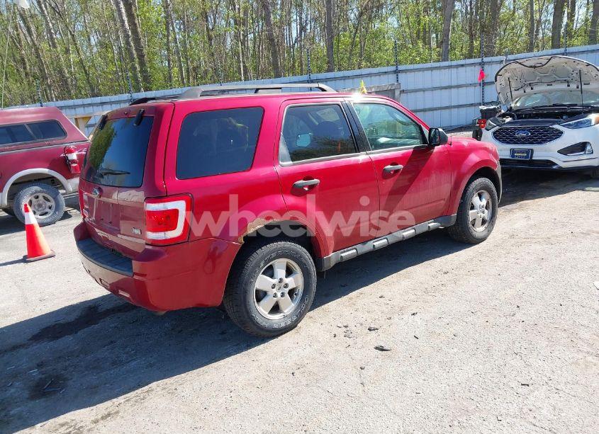 Photo 4 of 2011 Ford Escape XLT (VIN 1FMCU9DG6BKB34611)