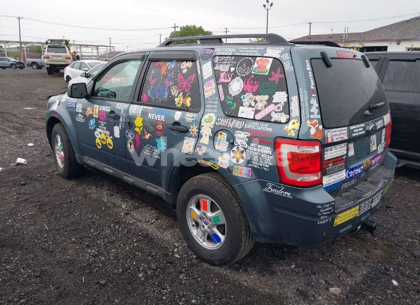 Photo 3 of 2011 Ford Escape XLT (VIN 1FMCU9DG6BKC35759)