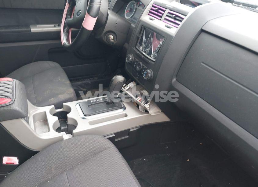 Photo 5 of 2011 Ford Escape XLT (VIN 1FMCU9DG6BKC35759)