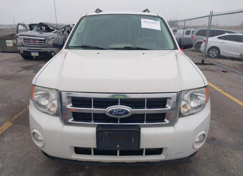 Photo 6 of 2011 Ford Escape XLT (VIN 1FMCU9DG6BKC37916)
