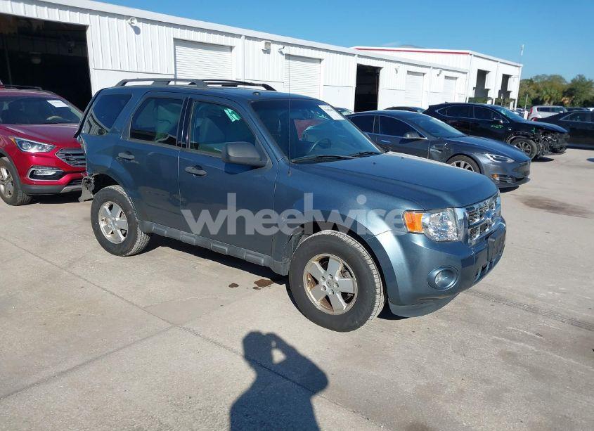 2012 Ford Escape XLT (VIN 1FMCU9DG6CKA32565) main photo