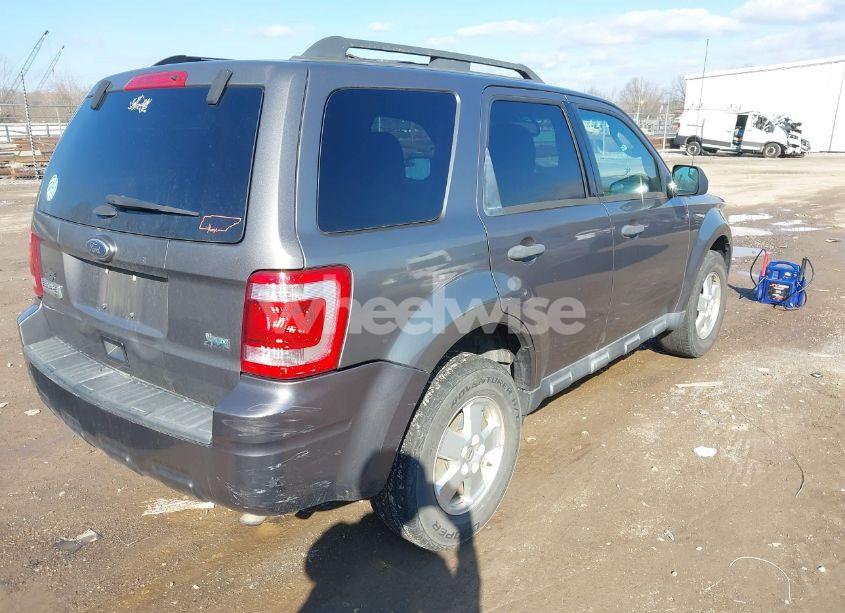 Photo 4 of 2012 Ford Escape XLT (VIN 1FMCU9DG6CKB06499)