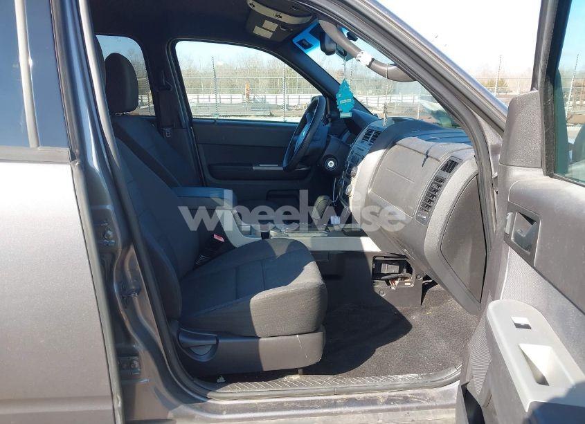 Photo 5 of 2012 Ford Escape XLT (VIN 1FMCU9DG6CKB06499)