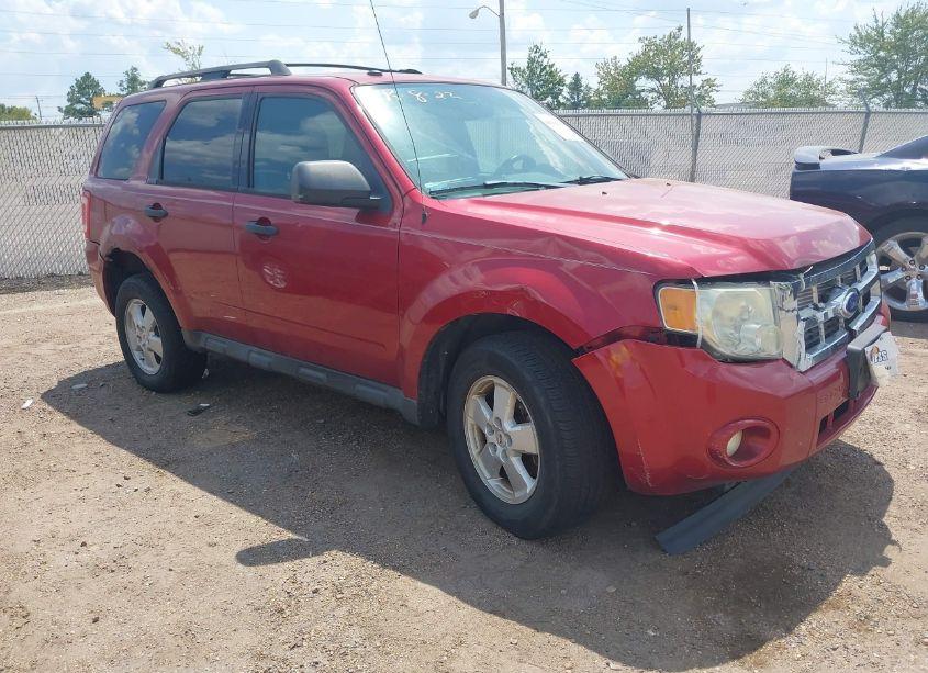 2012 Ford Escape XLT (VIN 1FMCU9DG6CKB71742) main photo