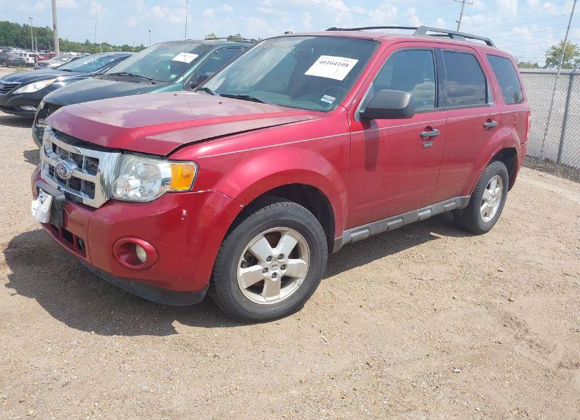 Photo 2 of 2012 Ford Escape XLT (VIN 1FMCU9DG6CKB71742)