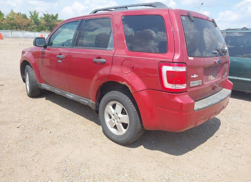 Photo 3 of 2012 Ford Escape XLT (VIN 1FMCU9DG6CKB71742)