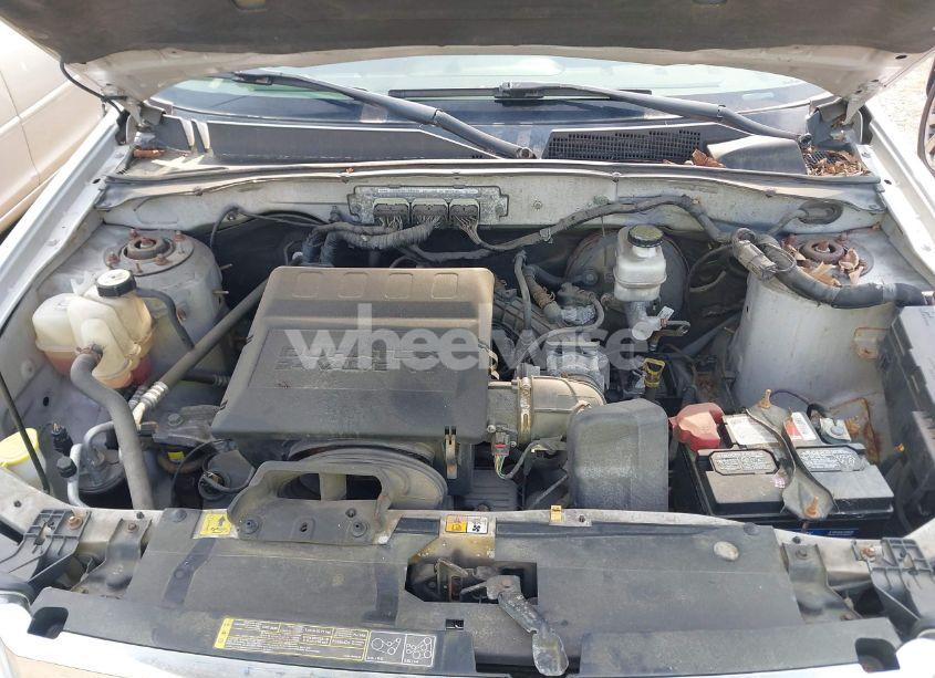 Photo 10 of 2012 Ford Escape XLT (VIN 1FMCU9DG6CKC70903)