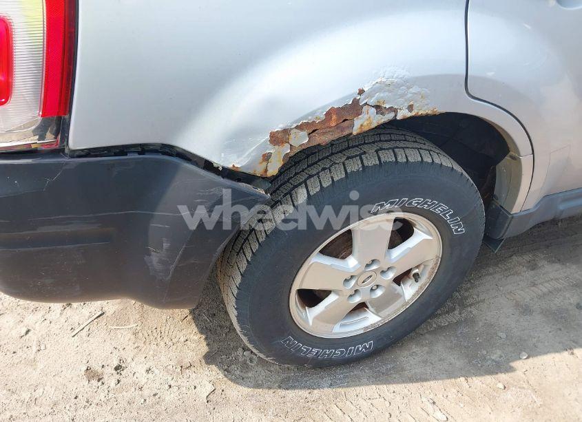 Photo 13 of 2012 Ford Escape XLT (VIN 1FMCU9DG6CKC70903)