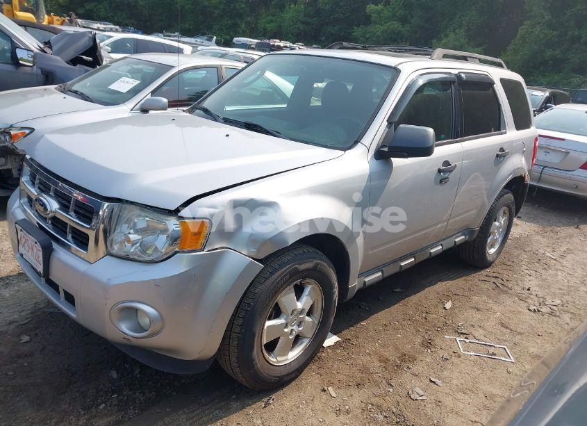 Photo 2 of 2012 Ford Escape XLT (VIN 1FMCU9DG6CKC70903)