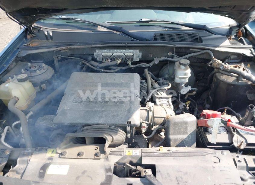 Photo 10 of 2010 Ford Escape XLT (VIN 1FMCU9DG7AKA12774)