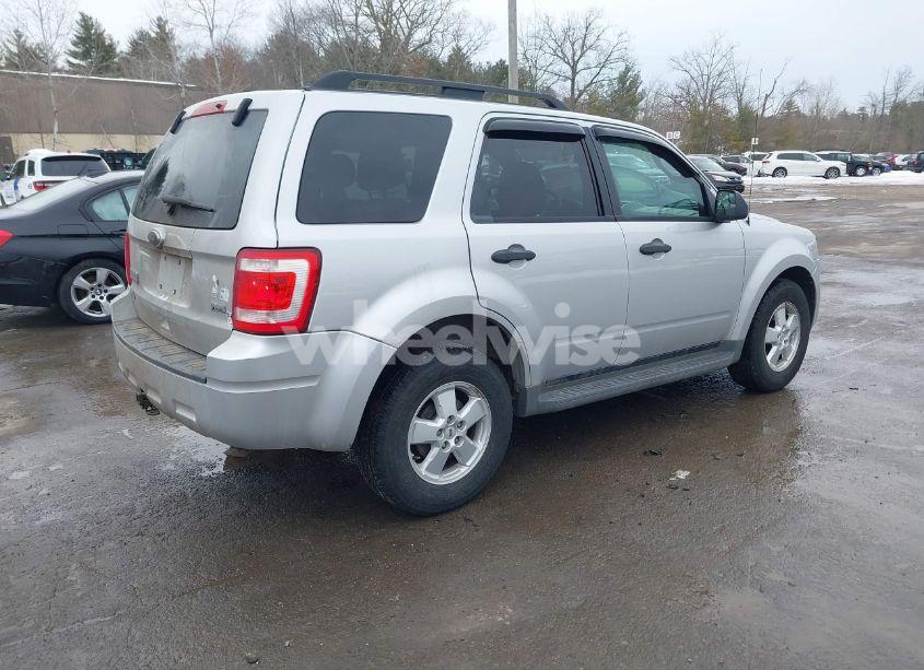 Photo 4 of 2010 Ford Escape XLT (VIN 1FMCU9DG7AKA62591)