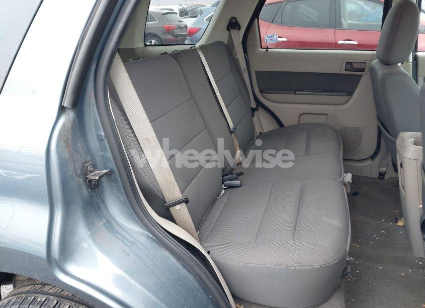 Photo 8 of 2010 Ford Escape XLT (VIN 1FMCU9DG7AKA92531)