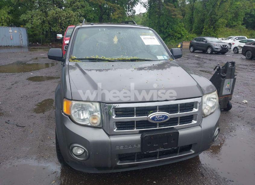 Photo 6 of 2010 Ford Escape XLT (VIN 1FMCU9DG7AKB66045)