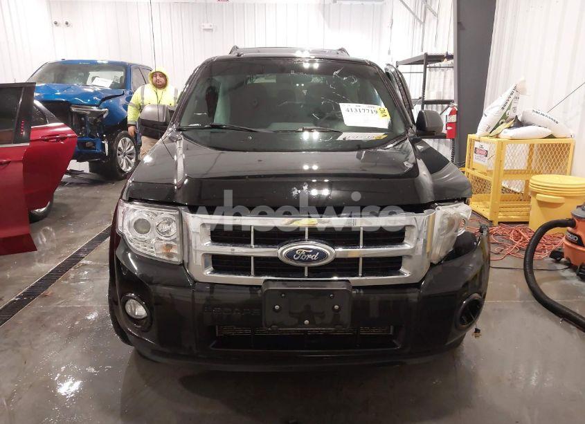 Photo 12 of 2010 Ford Escape XLT (VIN 1FMCU9DG7AKD26845)