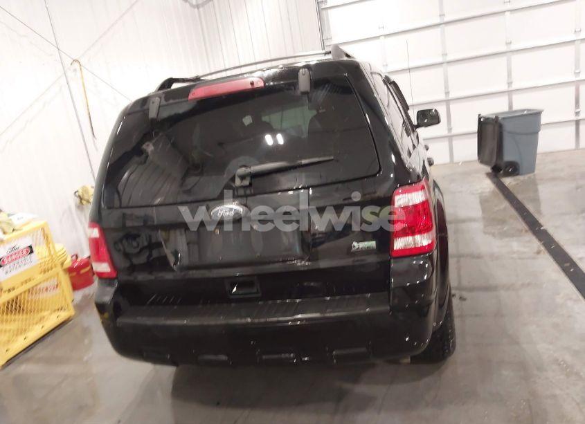 Photo 16 of 2010 Ford Escape XLT (VIN 1FMCU9DG7AKD26845)