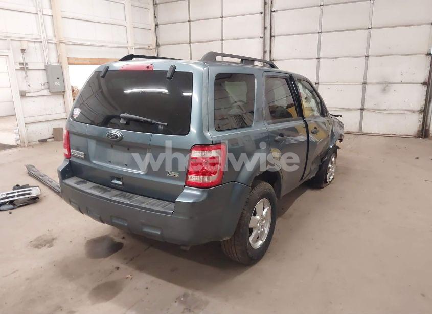 Photo 4 of 2010 Ford Escape XLT (VIN 1FMCU9DG7AKD37814)