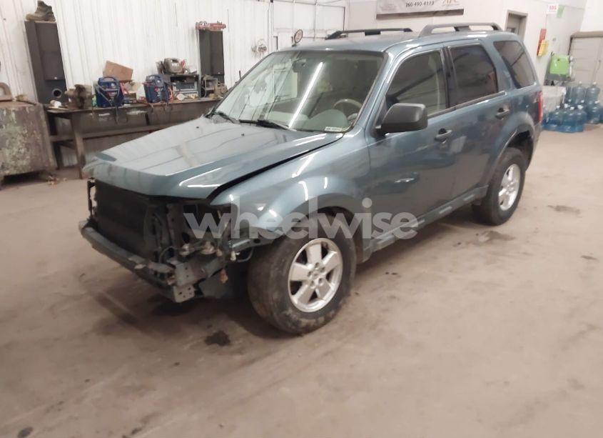 Photo 6 of 2010 Ford Escape XLT (VIN 1FMCU9DG7AKD37814)