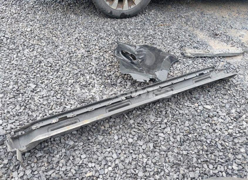 Photo 12 of 2010 Ford Escape XLT (VIN 1FMCU9DG7AKD41569)