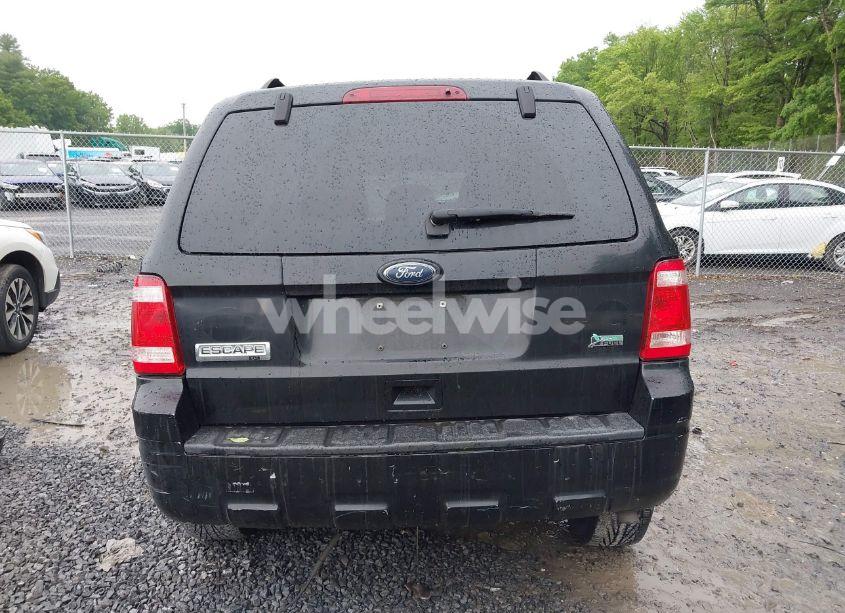 Photo 17 of 2010 Ford Escape XLT (VIN 1FMCU9DG7AKD41569)