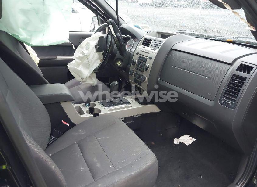 Photo 5 of 2010 Ford Escape XLT (VIN 1FMCU9DG7AKD41569)