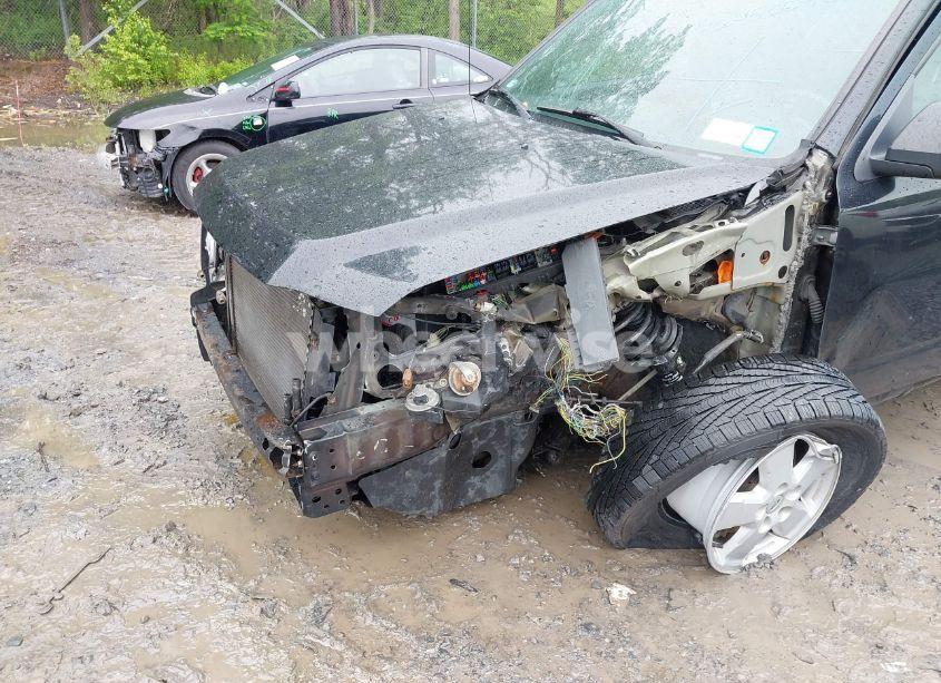 Photo 6 of 2010 Ford Escape XLT (VIN 1FMCU9DG7AKD41569)