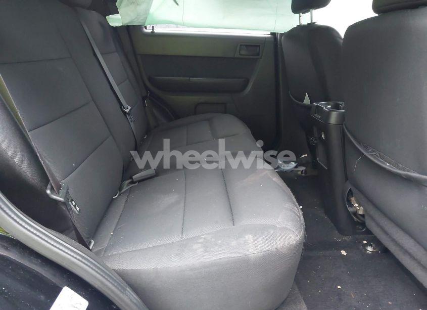 Photo 8 of 2010 Ford Escape XLT (VIN 1FMCU9DG7AKD41569)