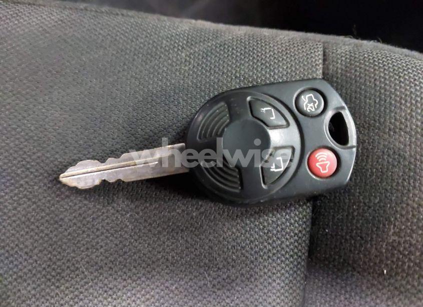 Photo 11 of 2011 Ford Escape XLT (VIN 1FMCU9DG7BKA02957)