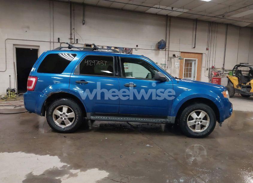 Photo 13 of 2011 Ford Escape XLT (VIN 1FMCU9DG7BKA02957)