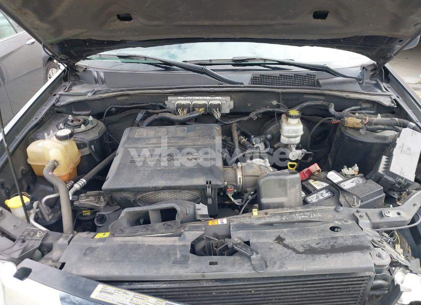 Photo 10 of 2011 Ford Escape XLT (VIN 1FMCU9DG7BKA09116)