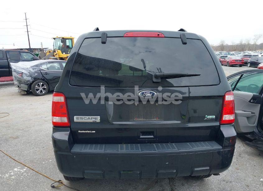 Photo 16 of 2011 Ford Escape XLT (VIN 1FMCU9DG7BKA09116)