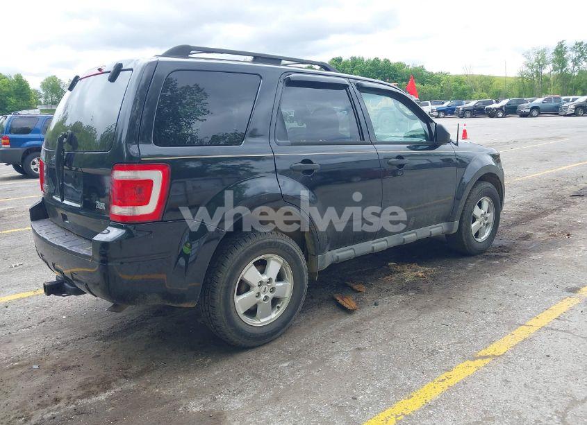 Photo 4 of 2011 Ford Escape XLT AUTOMATIC (VIN 1FMCU9DG7BKA58431)