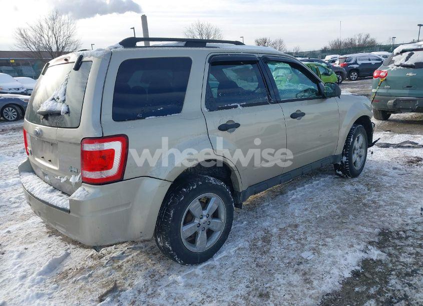 Photo 4 of 2011 Ford Escape XLT (VIN 1FMCU9DG7BKB64216)