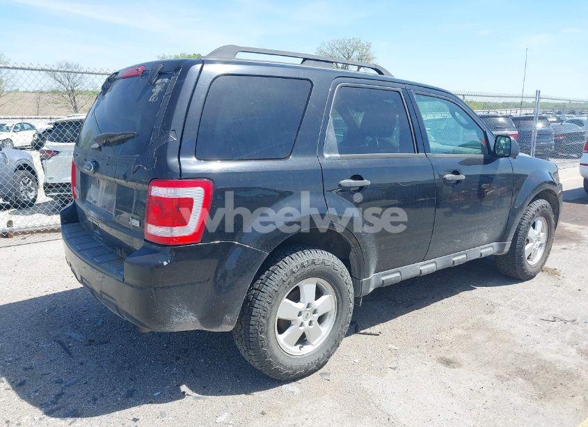 Photo 4 of 2011 Ford Escape XLT (VIN 1FMCU9DG7BKB85180)