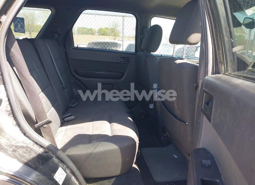 Photo 8 of 2011 Ford Escape XLT (VIN 1FMCU9DG7BKB85180)
