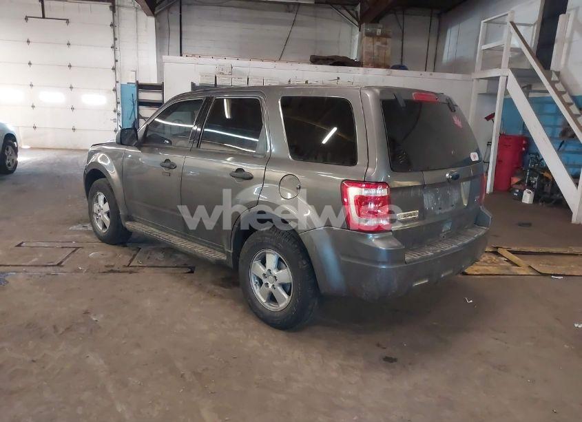 Photo 3 of 2012 Ford Escape XLT (VIN 1FMCU9DG7CKA37094)
