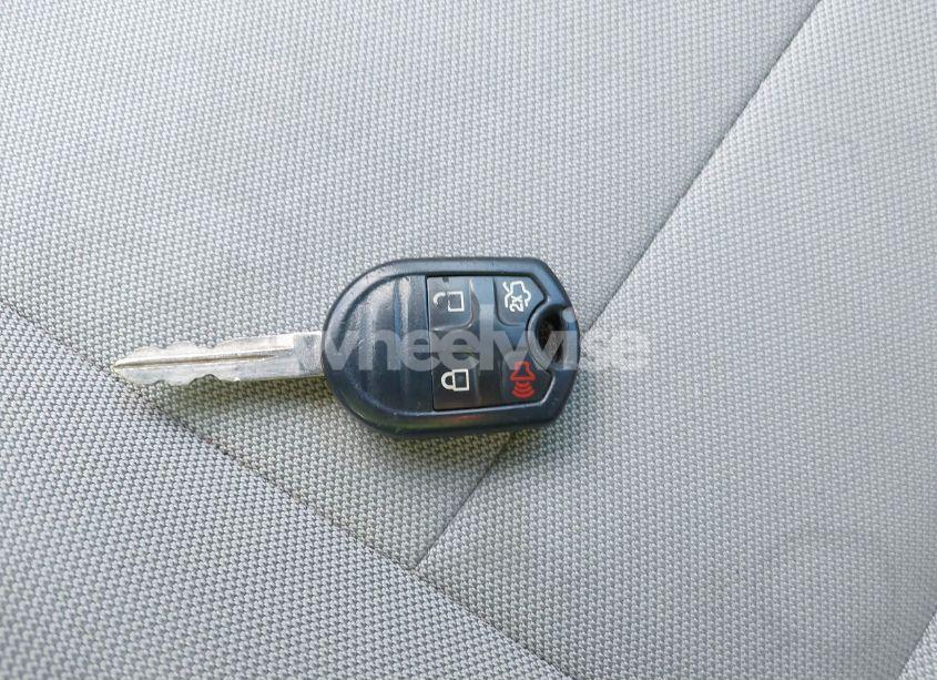 Photo 11 of 2012 Ford Escape XLT (VIN 1FMCU9DG7CKB12697)