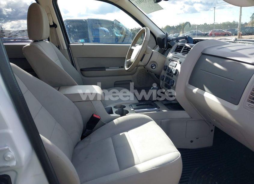 Photo 5 of 2012 Ford Escape XLT (VIN 1FMCU9DG7CKB12697)