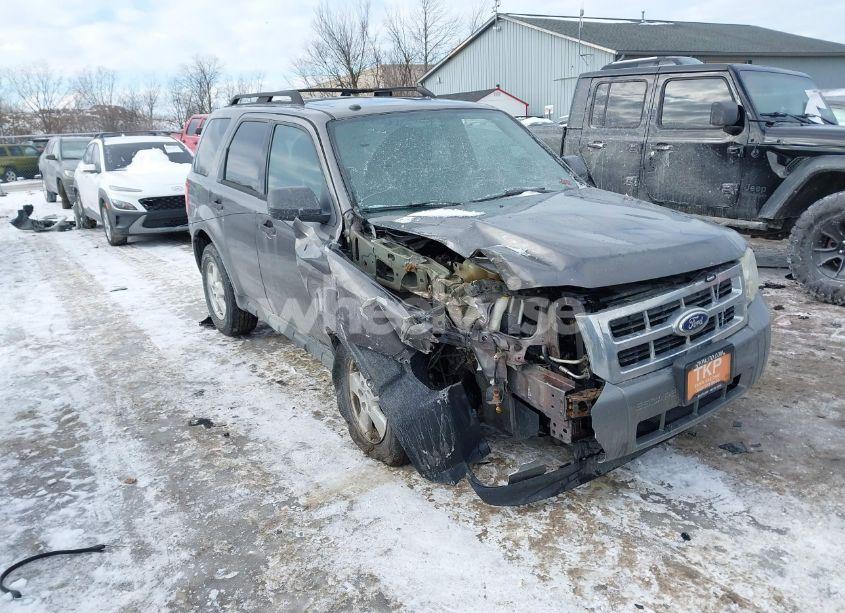 2010 Ford Escape XLT (VIN 1FMCU9DG8AKA78878) main photo