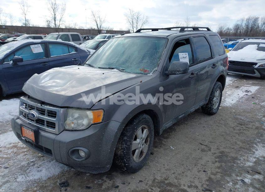 Photo 2 of 2010 Ford Escape XLT (VIN 1FMCU9DG8AKA78878)