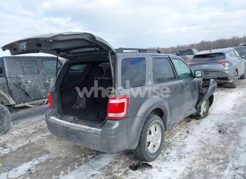 Photo 4 of 2010 Ford Escape XLT (VIN 1FMCU9DG8AKA78878)