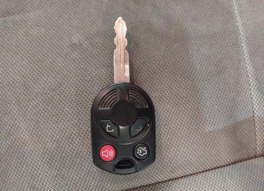 Photo 11 of 2010 Ford Escape XLT (VIN 1FMCU9DG8AKC16645)